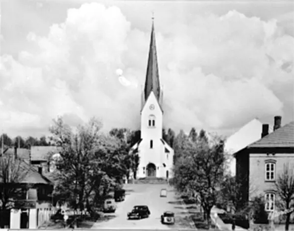 Postkort, Hamar Domkirke, Kirkegata, - Anno Domkirkeodden / DigitaltMuseum