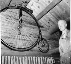 PORTRETT: ROALD BÆKKEVOLD VELOCIPED SYKKEL, OTTESTAD