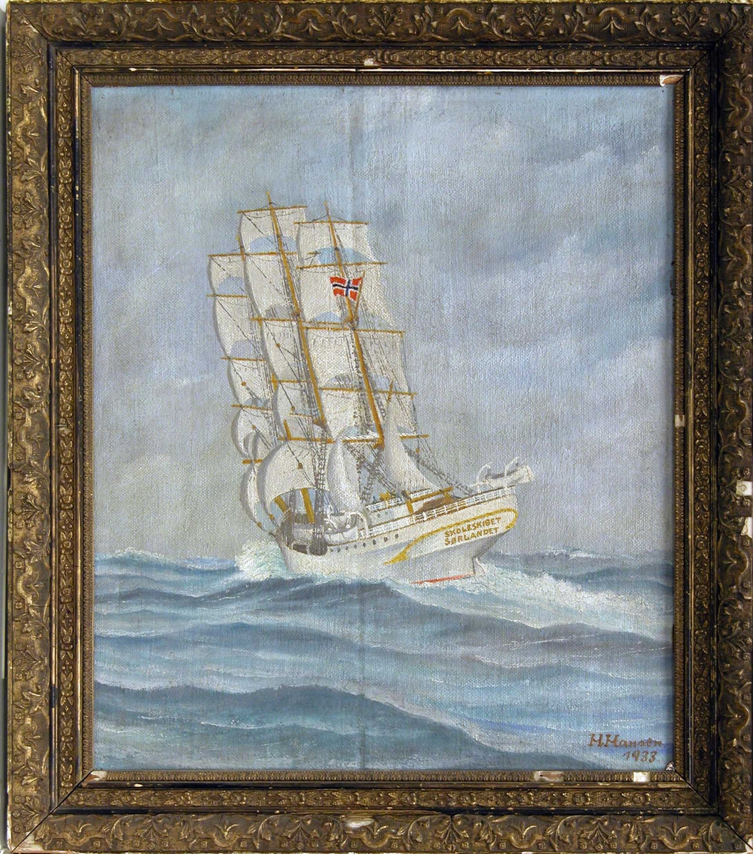 Skoleskipet "Sørlandet" for fulle seil på havet. Man ser skipets akterende/ babord/ levart.