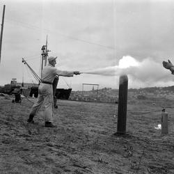 Brannslukningsøvelse ved hjelp av brannslukningsapparat på P