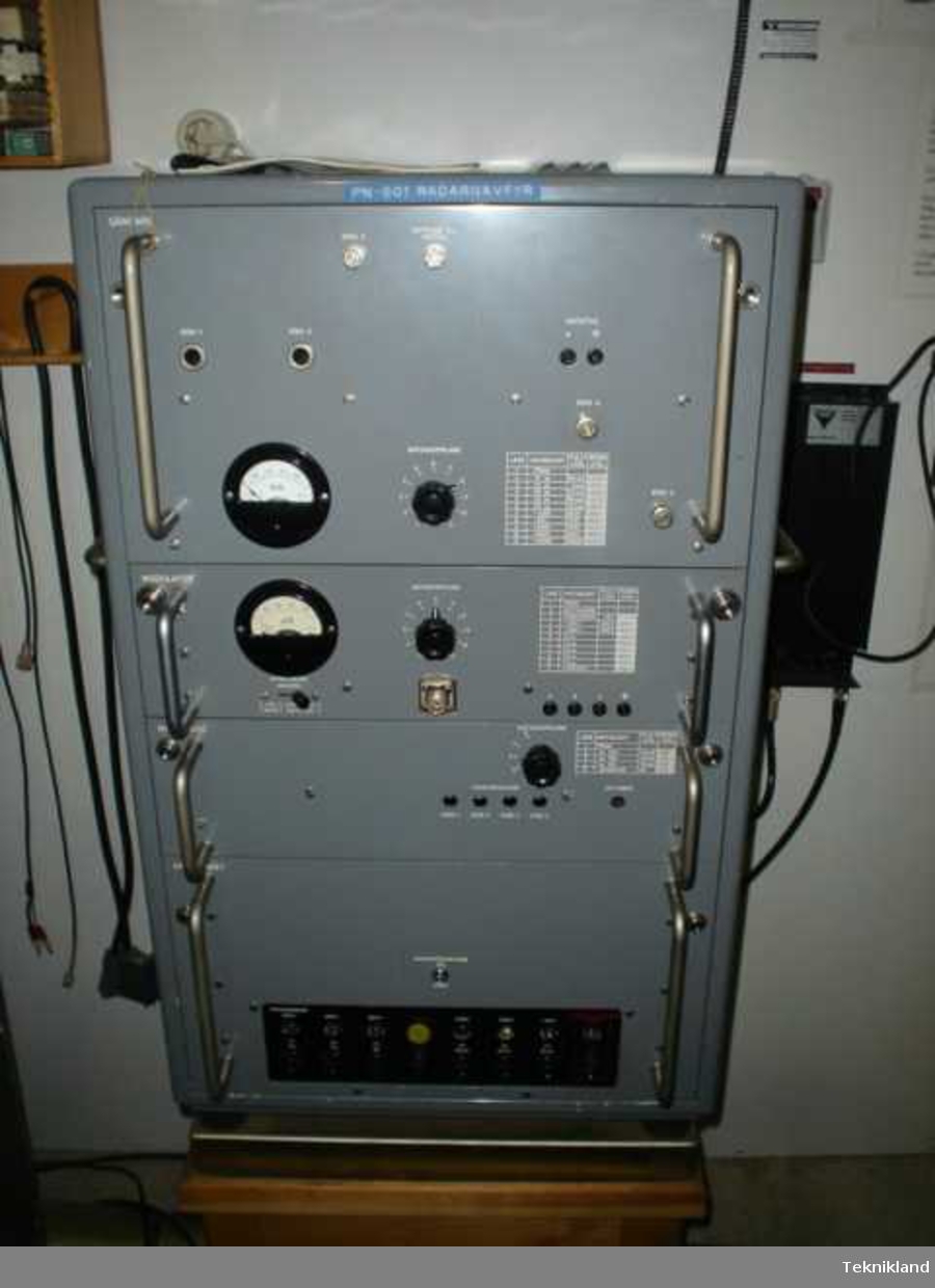 Apparatskåp till PN-601 radarnavigeringsfyr.