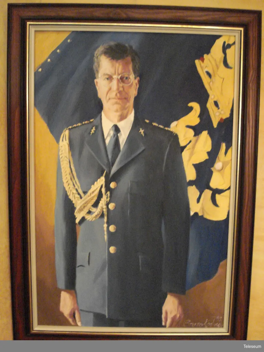 Färgkopia. Porträtt av Hasse Kvint. Chef S3 1990-1992.
Tillhör S 3 Kamratförening