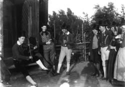 Nordisk Folkedansstevne. ant. danske folkedrakter. Kvinne- o