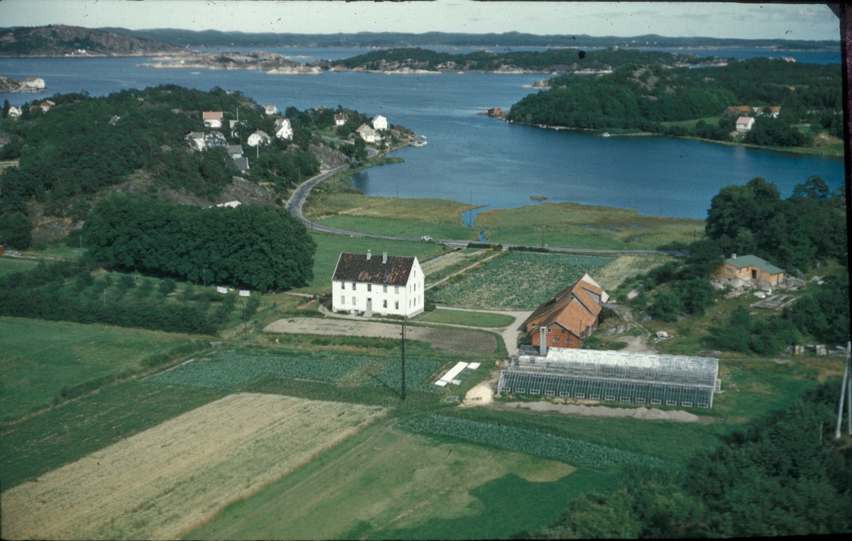 Utsikt fra Kjos mot Andøya.
