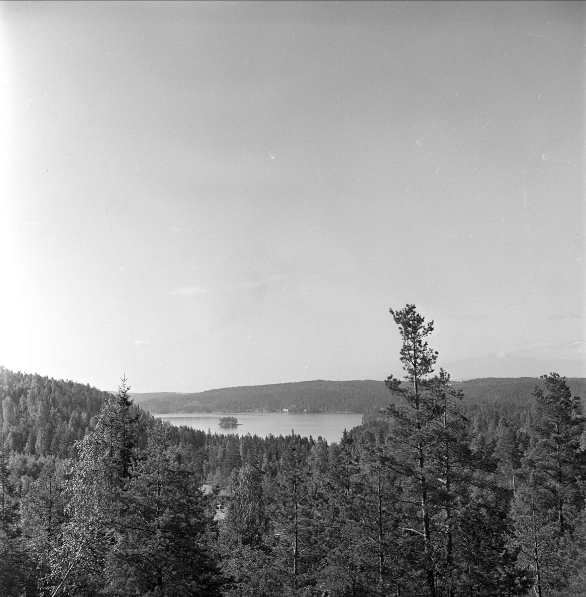 Gjersjøen, Oppegård, 30.08.1963. Landskap.