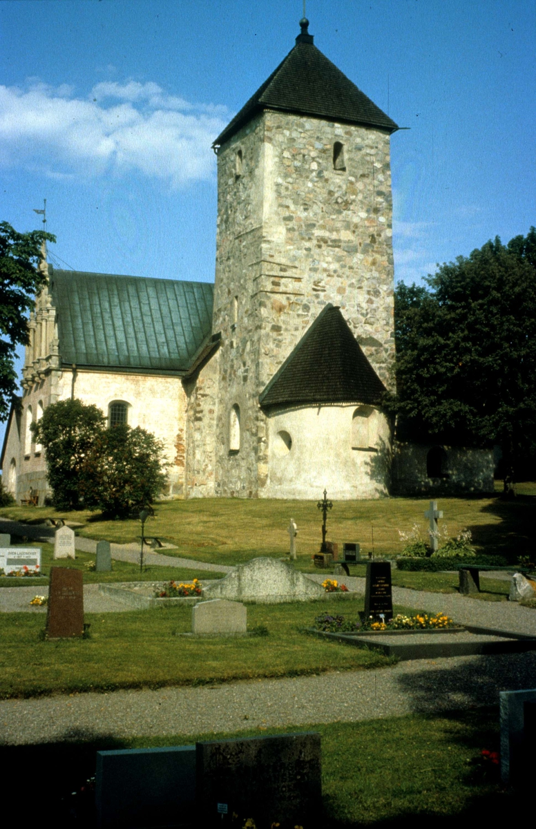 Norrsunda kyrka och kyrkogård, Norrsunda socken, Uppland 1983