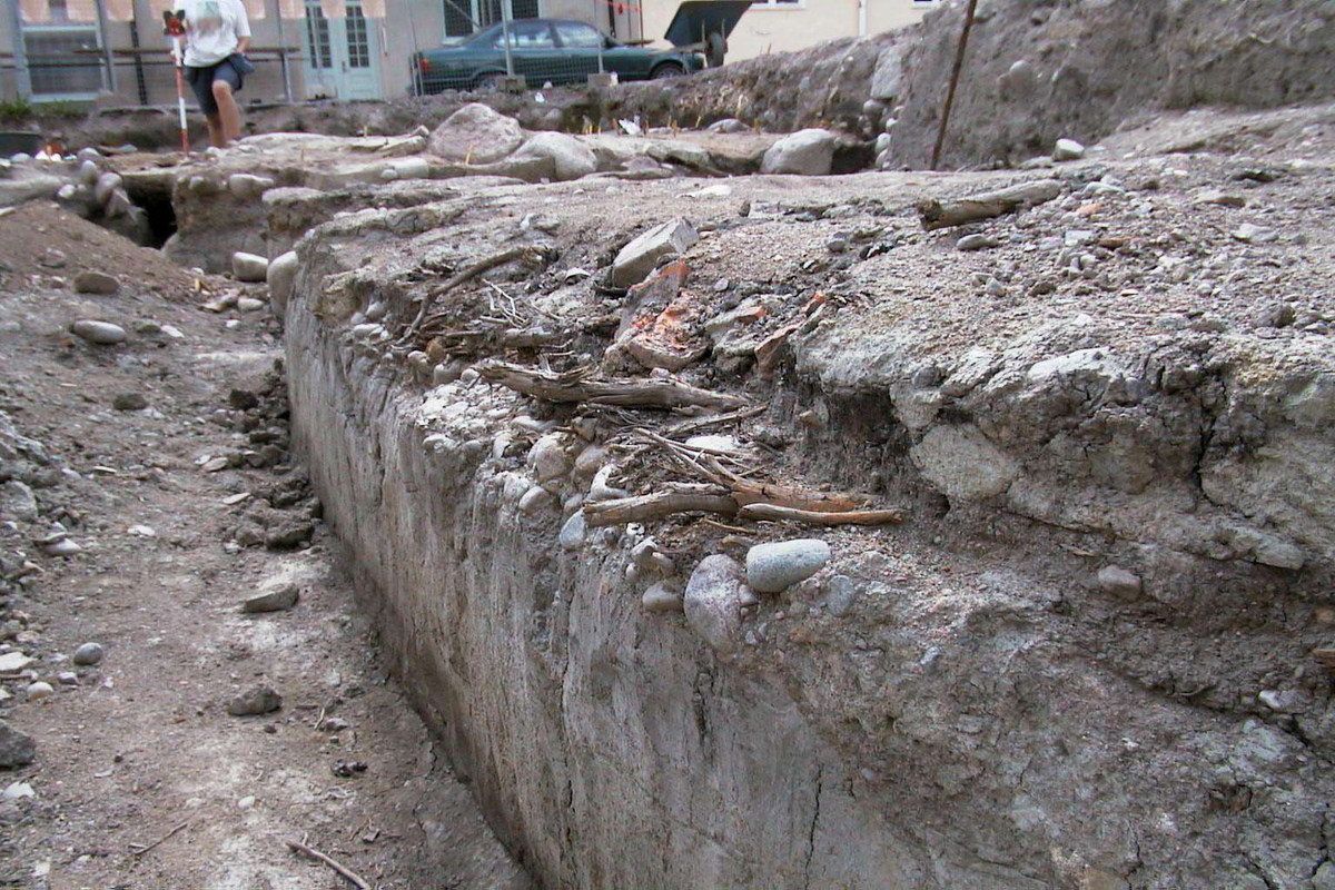 Undersökningsyta, arkeologisk undersökning i kvarteret Örtedalen, Uppsala 1999