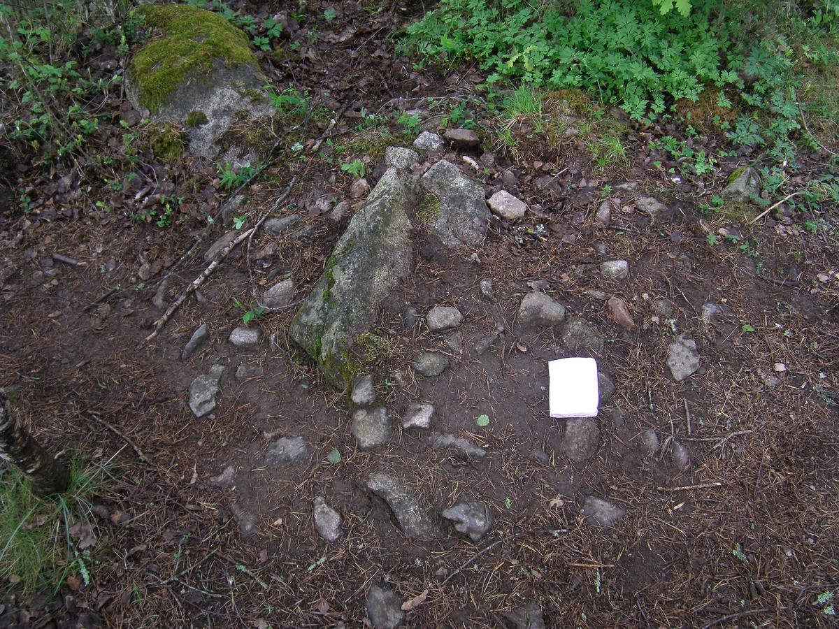 Arkeologisk utredning, Åkersberg, Vårfrukyrka socken, Uppland 2010