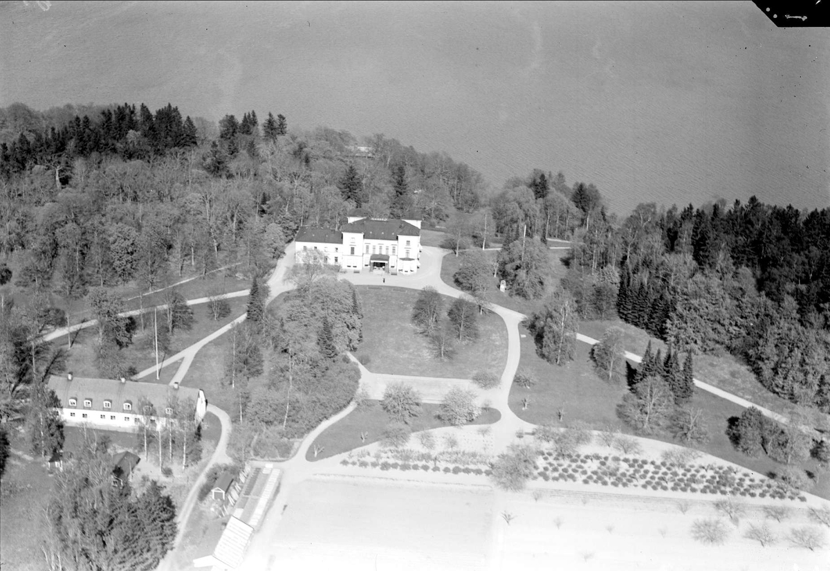 Flygfoto över Fånö slott, Löts socken, Uppland 1936