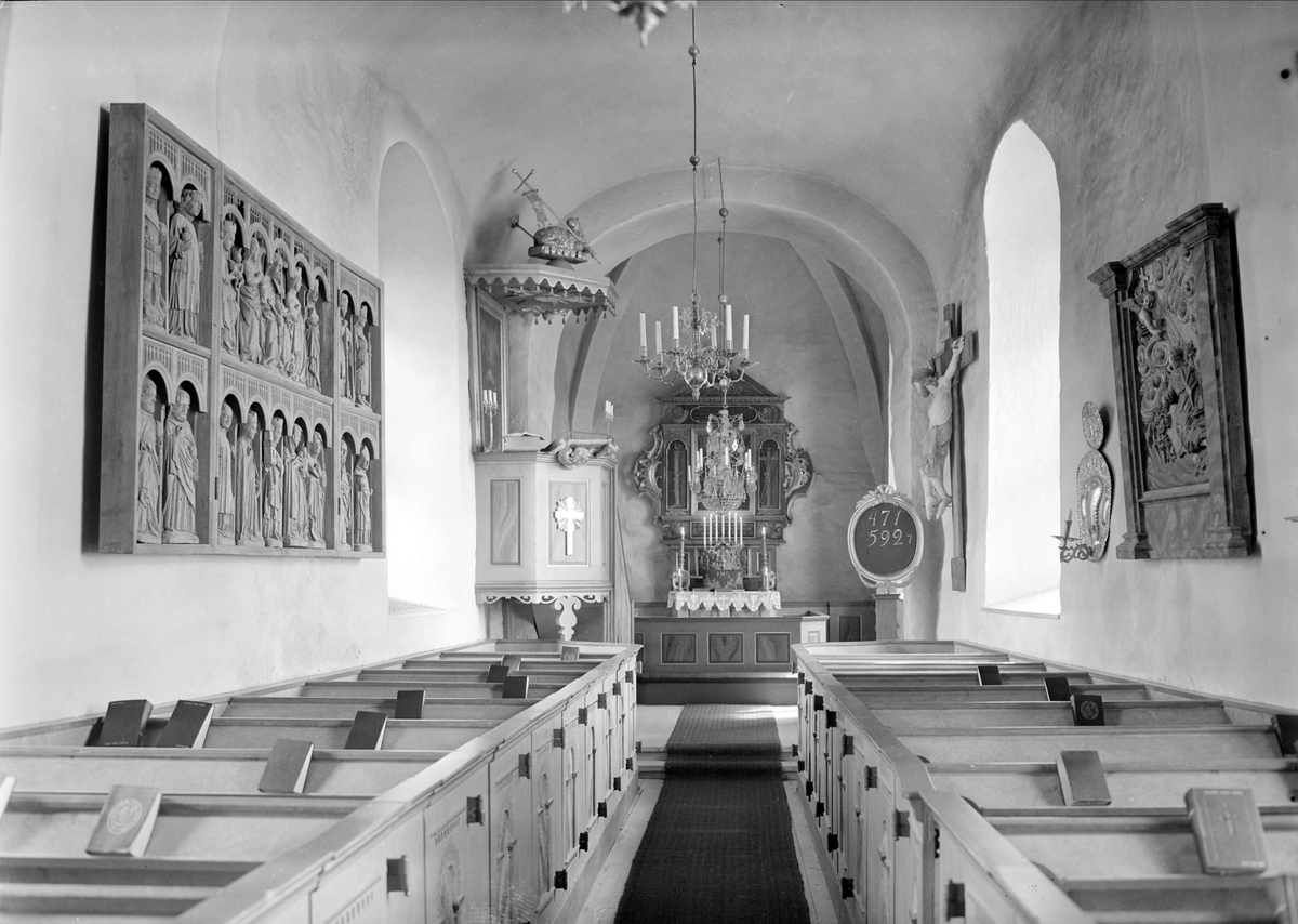 Interiör i Vidbo kyrka, Vidbo socken, Uppland 1943