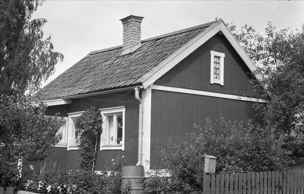 Stuga, Lytta 1:17, Lövstalöt, Bälinge socken, Uppland 1976