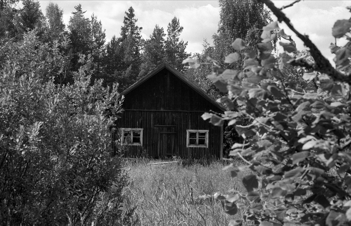 Uthus, Osen, Rasbo socken, Uppland 1982