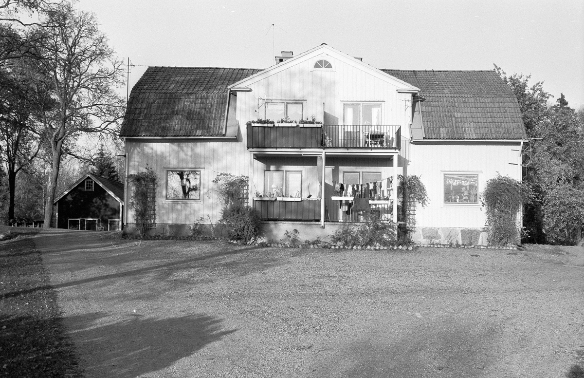 Bostadshus, Blackstalunds skola, Blacksta 1:18, Jumkil socken, Uppland 1983