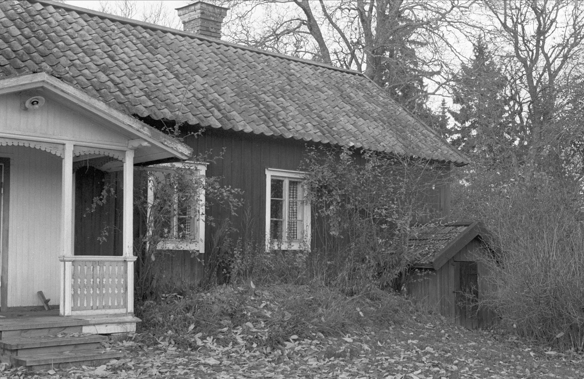 Bostadshus, Bodarna 14:1, Ramsta socken, Uppland 1984