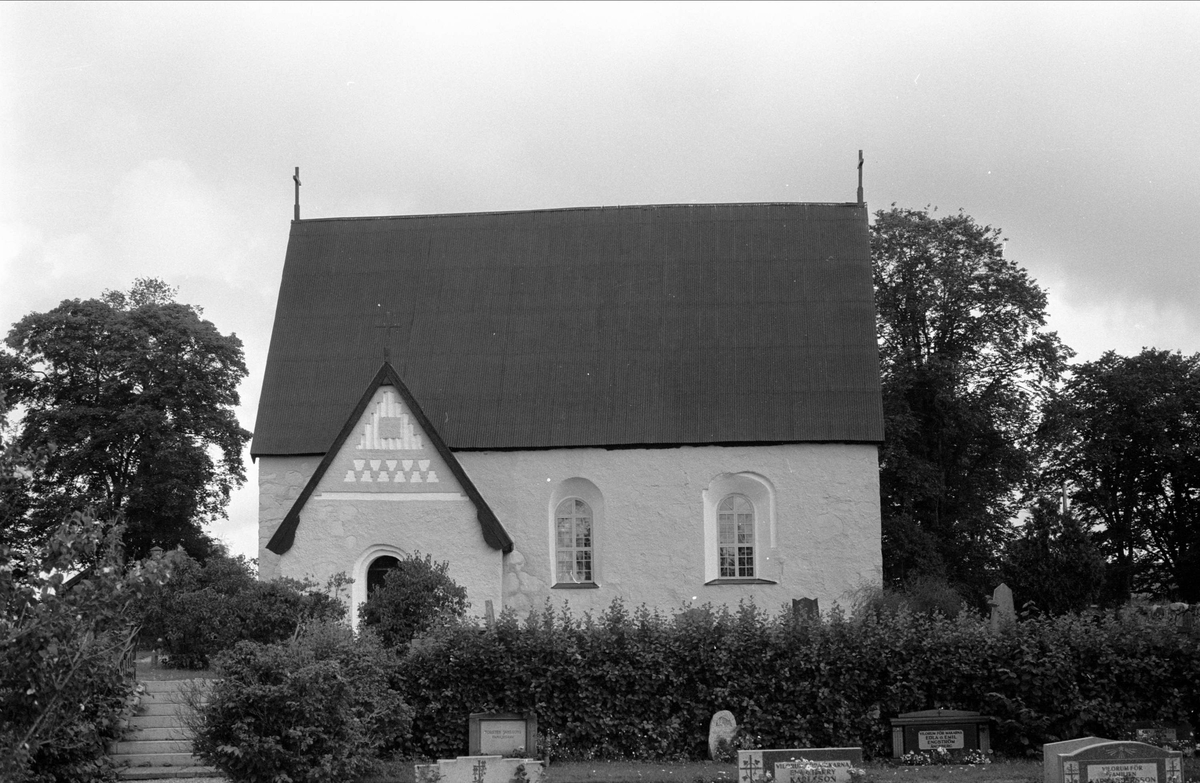 Bladåkers kyrka, Bladåkers socken, Uppland 1987