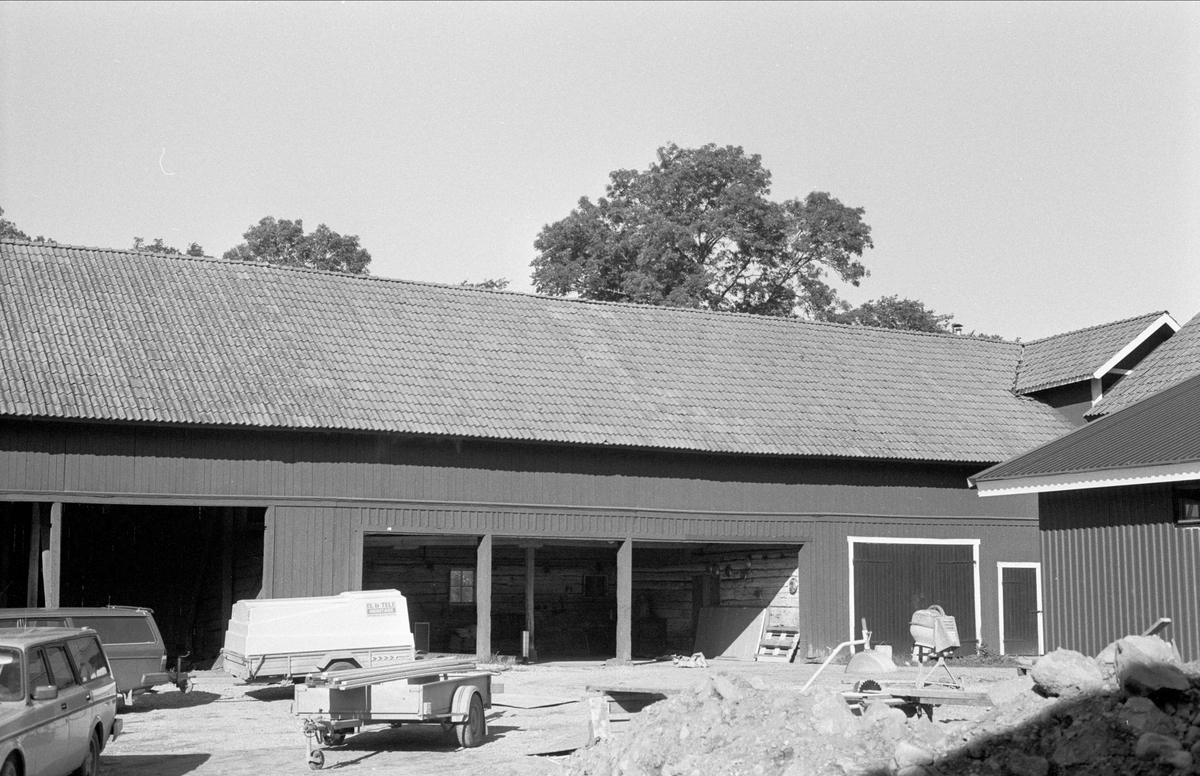 Redskapslider, Hagby gård, Almunge socken, Uppland 1987
