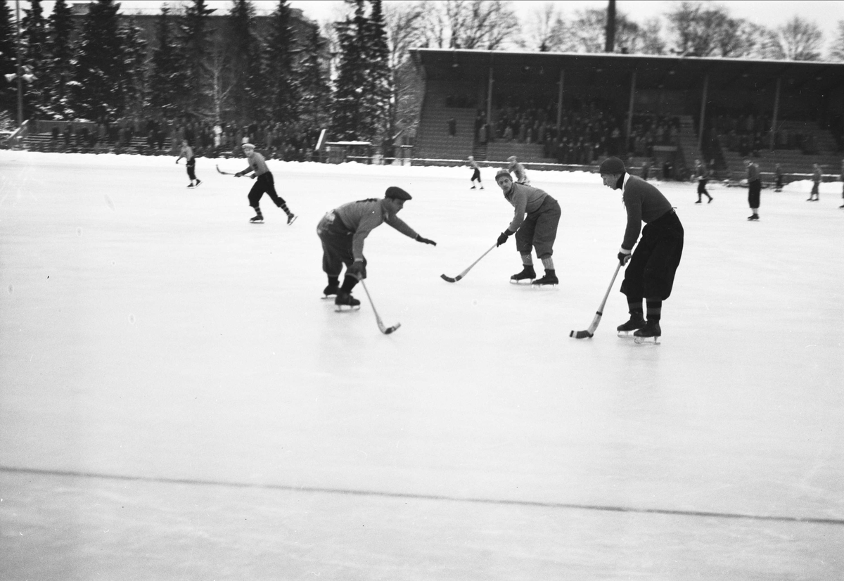Bandy - IFK Uppsala - Forsbacka IK, Studenternas Idrottsplats, Uppsala januari 1951
