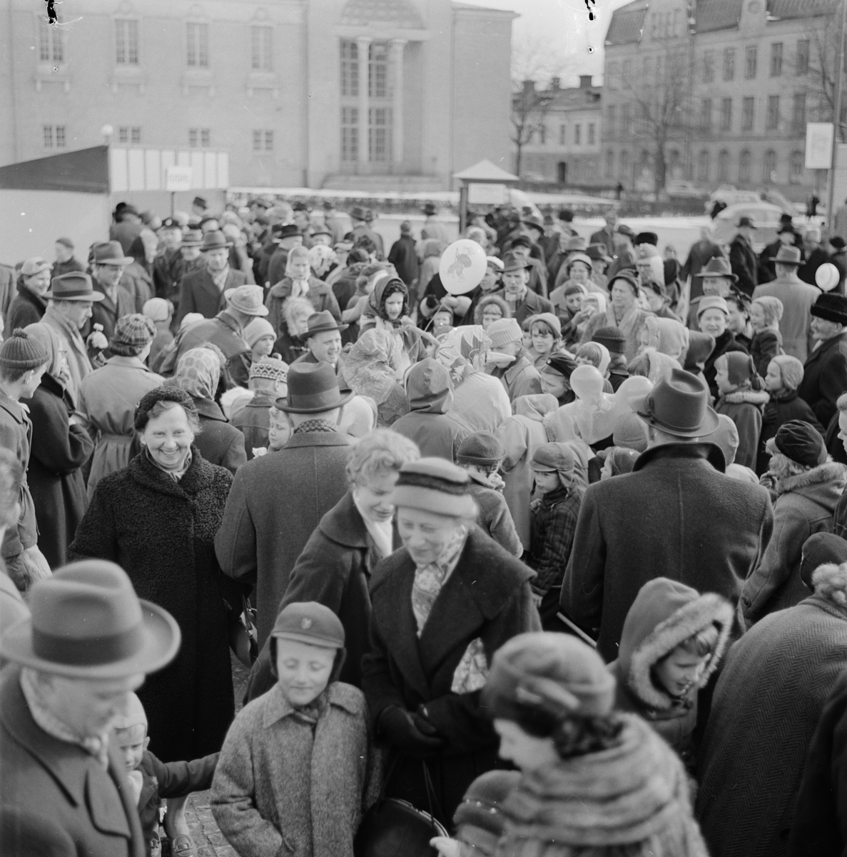 Påsk - Vaksala torg, Uppsala mars 1957