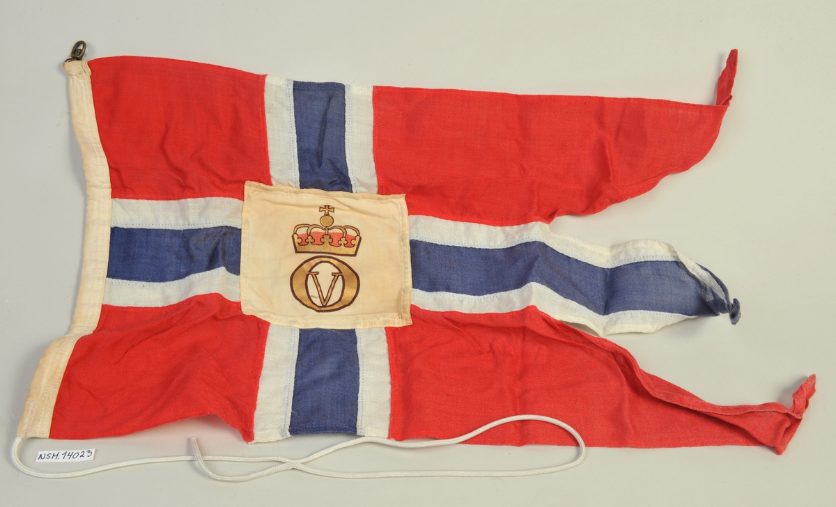 Kongelig monogram (OV) til Kong Olav 5. og konge krone.
