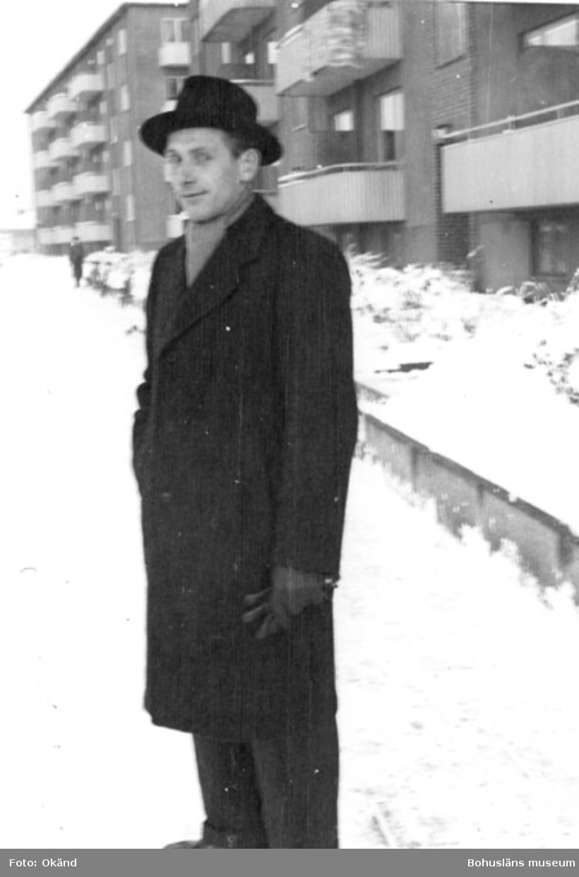 Text till bilden: "Hans Busch på Packhusgatan, ca 1951".