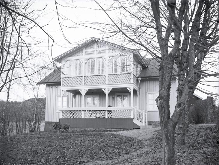 "1928. No. 3. Österberg. Tjänstemansbostad ."