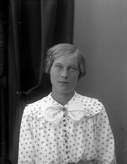 Enligt fotografens journal nr 4 1918-1922: "Andersson, Signe Bonneröd Ödsmål".