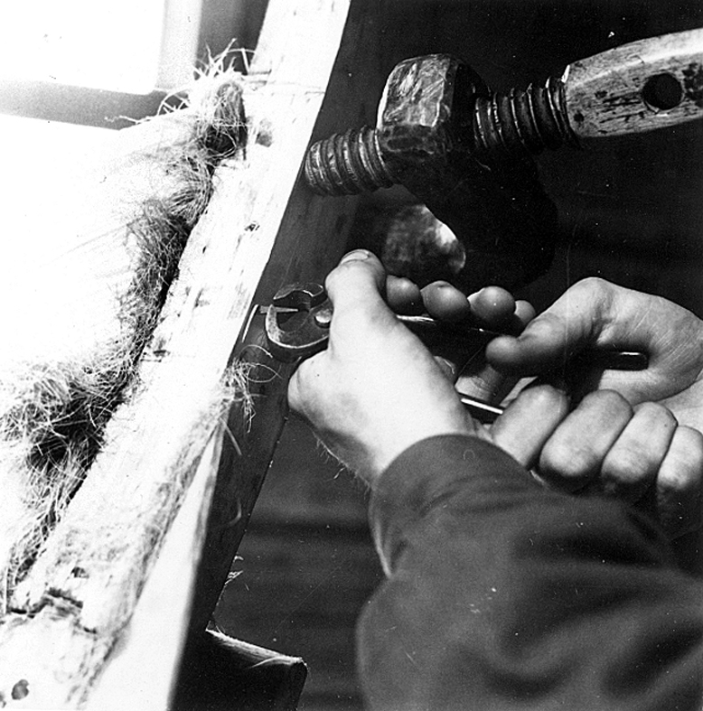 Neg nr 169. 3" spiken nyps av för nitningen. Foto 11.8 1962.