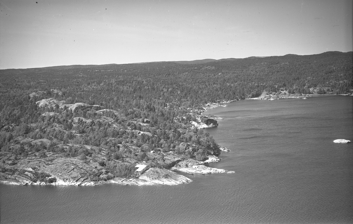 Flyfoto fra Stølefjorden 18/6-55. Stabbestad, Kragerø