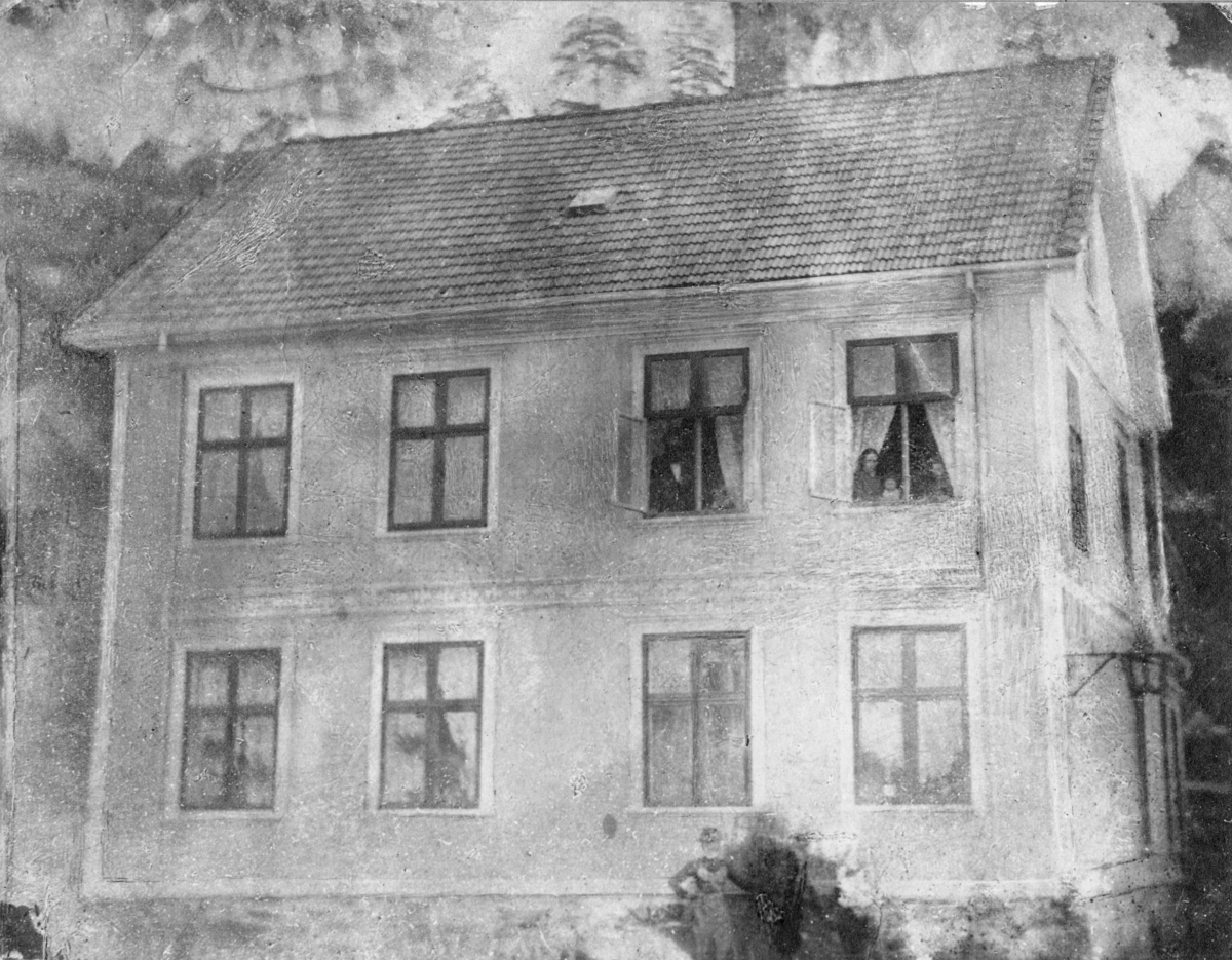 Huset til Berthel Christian Olsen på Stilnestangen. Dette huset brant i bybrannen 1886.