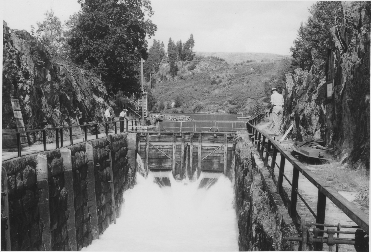 Eidsfoss sluse? - Telemark Museum / DigitaltMuseum