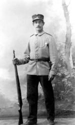 Rikard Bondø i uniform