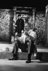 Nationaltheateret. "Kirsebærhaven" 15/4-88