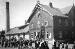 17. maitoget passerer det gamle Hemsedal Meieri som låg på s