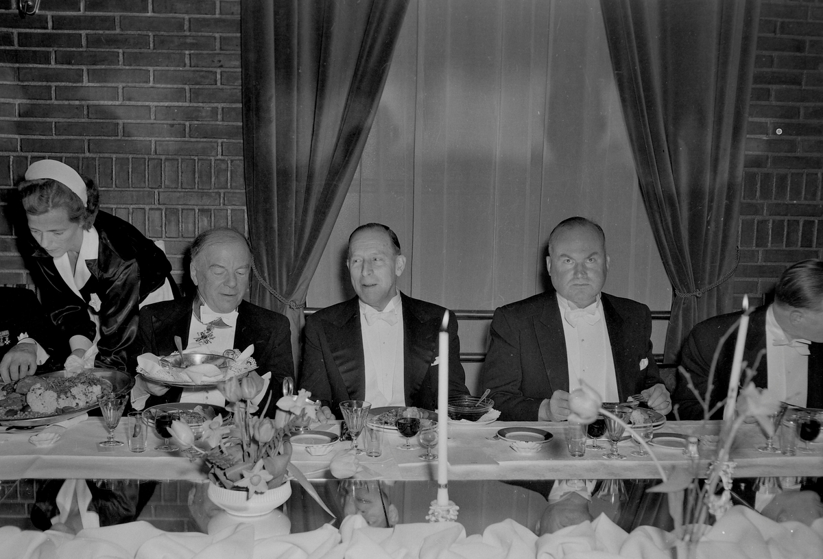 Middagsselskap i Kunstindustrimuseet og Handelsstandens Hus