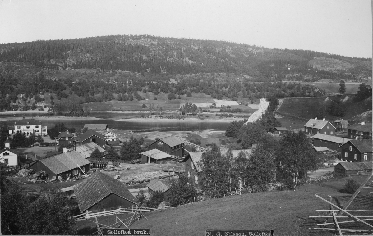Bruket i Tierp, norra Uppland, grundades av Charles de Geer på 1720-talet. Fram till 1931 fanns här en masugn och hammarsmedja.