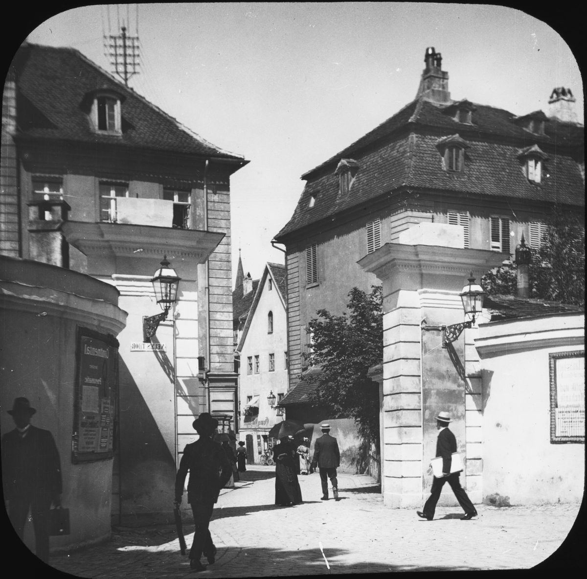 Skioptikonbild med motiv från Ansbach.
Bilden har förvarats i kartong märkt: Resan 1904. Rehnvandring. Oberwesel. Text på bild: "Ansbach 1910".