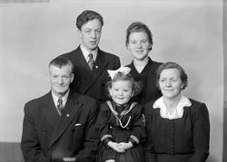 Henry Strømhaug med familie