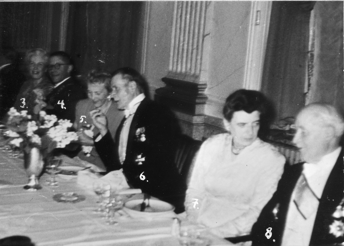 Jubileum 50 års, A 6. Officerskårens middag på Stora Hotellet.