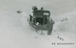 Brøyting med FWD lastebil på Kvinesheia i Vest-Agder