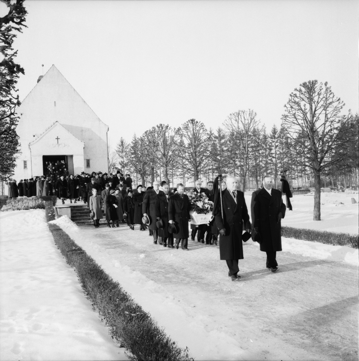 Vardens arkiv. "Begravelsen til Herman Hansen" 27.01.1954.