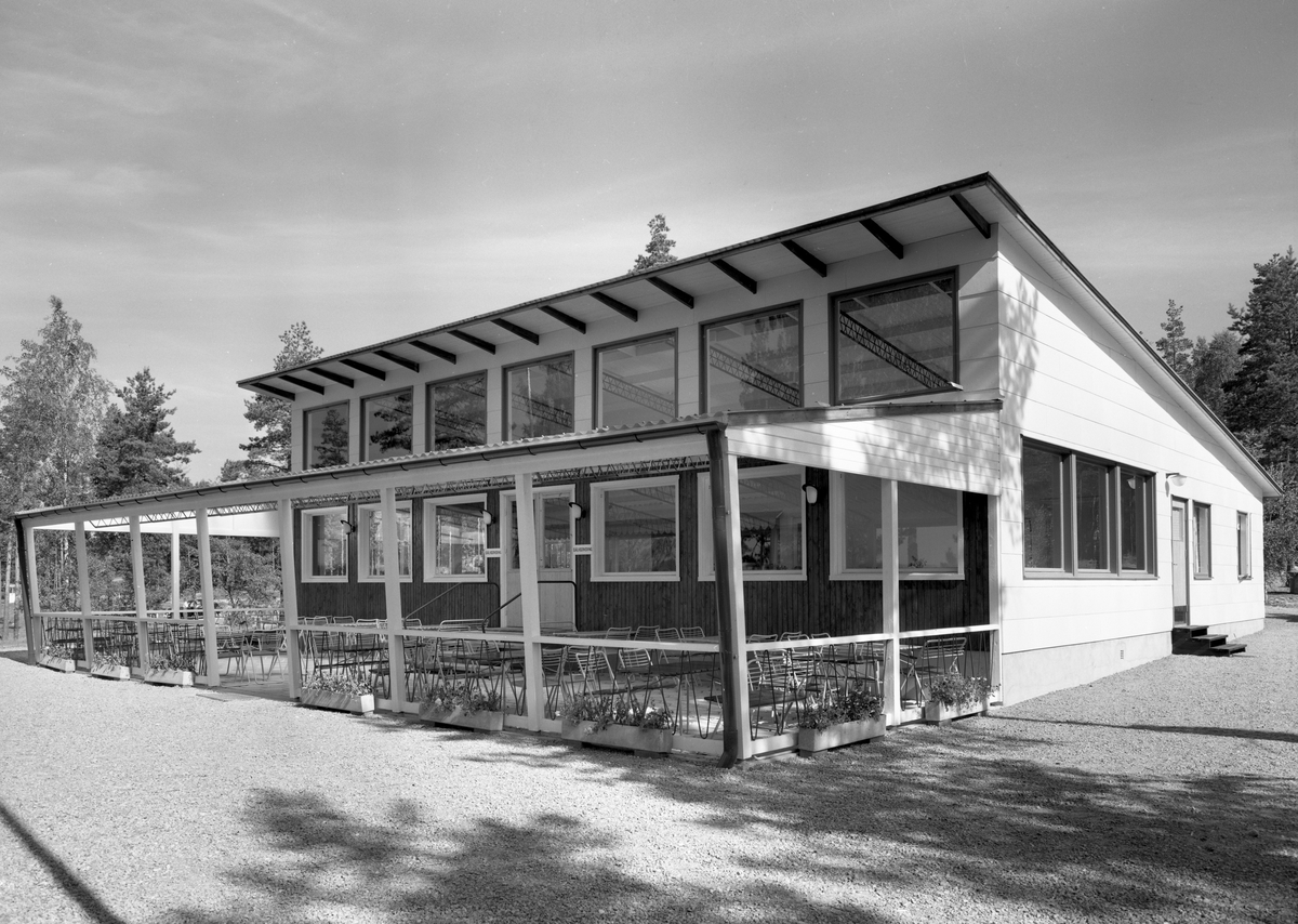 Serveringsbyggnaden vid Ingestrands camping 58-08-13.
