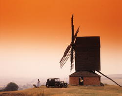 Vindmølle stemning kveldslys