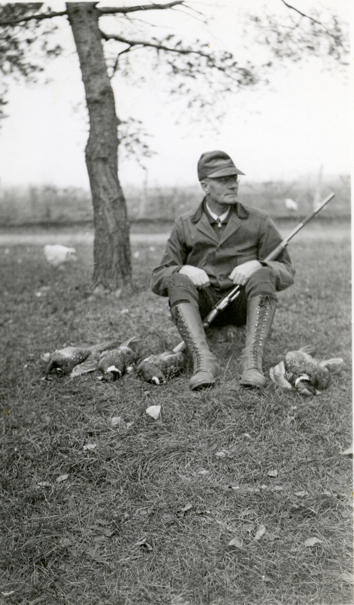 Ole Andreas Røang på jakt i Minnesota høsten 1936.