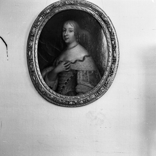 Porträtt av Anna av Österrike, oljemålning av Nicolas Mignard. Avfotograferad tavla.