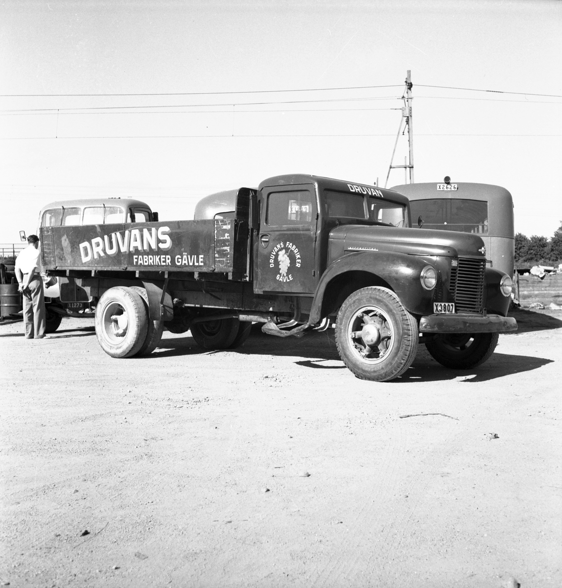 Bil o Traktor, skadad lastbil. Juli 1950.
International, årsmodell 1946-48.
