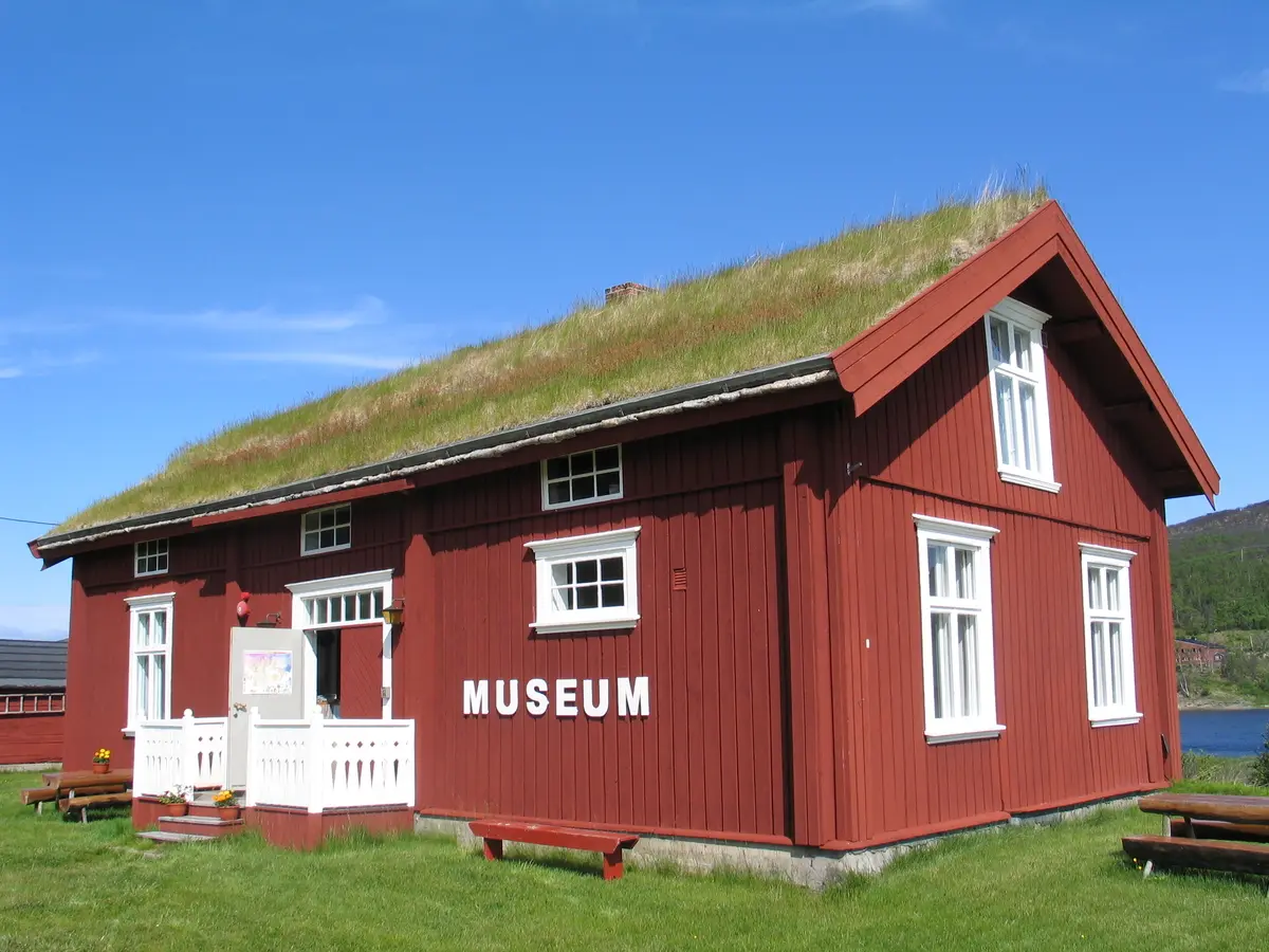 Deanu Musea / Tana Museum