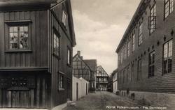 Postkort. Eldre bebyggelse i Oslo  flyttet til Gamlebyen, NF