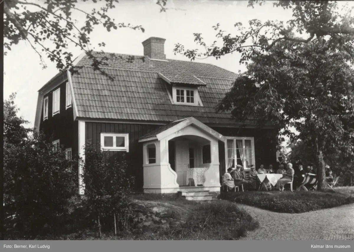 Huset Lillebo som låg i parken till Hjorted Sjukhem. Huset byggdes 1925 åt Hedvig Vilhelmina Östberg efter att hennes man kontraktsprosten Johan Östberg hade gått bort.