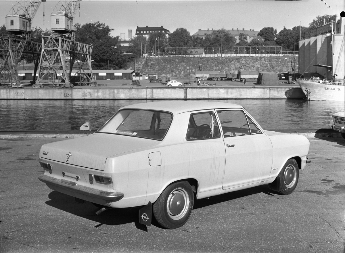 Typbesiktning. Opel Kadett (931-426-7). >>