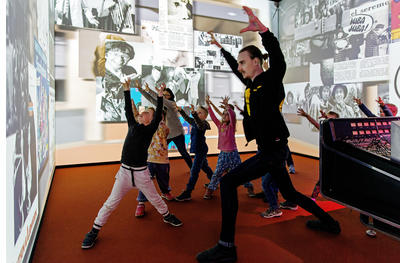 Gaute og barna på 1980-tallsrommet